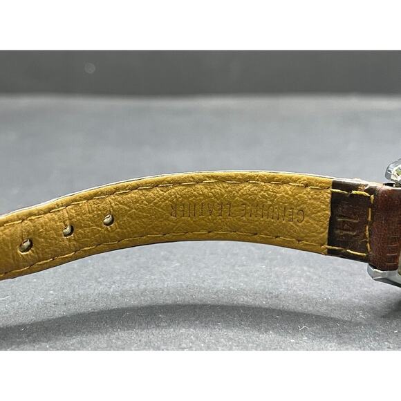 Vtg Freestyle Watch Women Silver Gold Two Tone Brown Leather Band 300 Ft WR